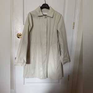 Women's Banana Republic Cream 3/4 Length Trench Coat Size M